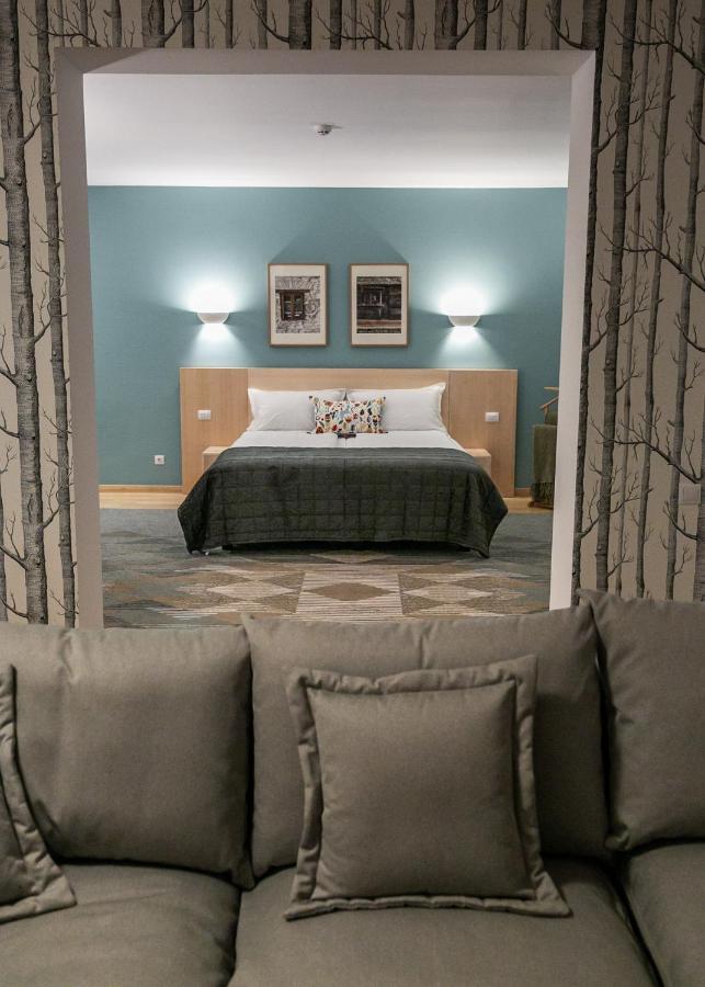 Cuibul De Lemn Hotel Rîşnov Luaran gambar