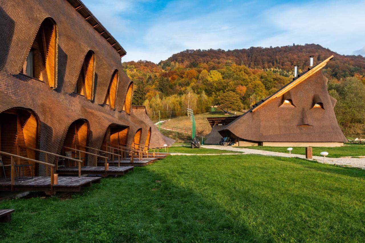 Cuibul De Lemn Hotel Rîşnov Luaran gambar