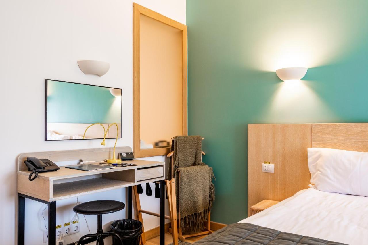 Cuibul De Lemn Hotel Rîşnov Luaran gambar